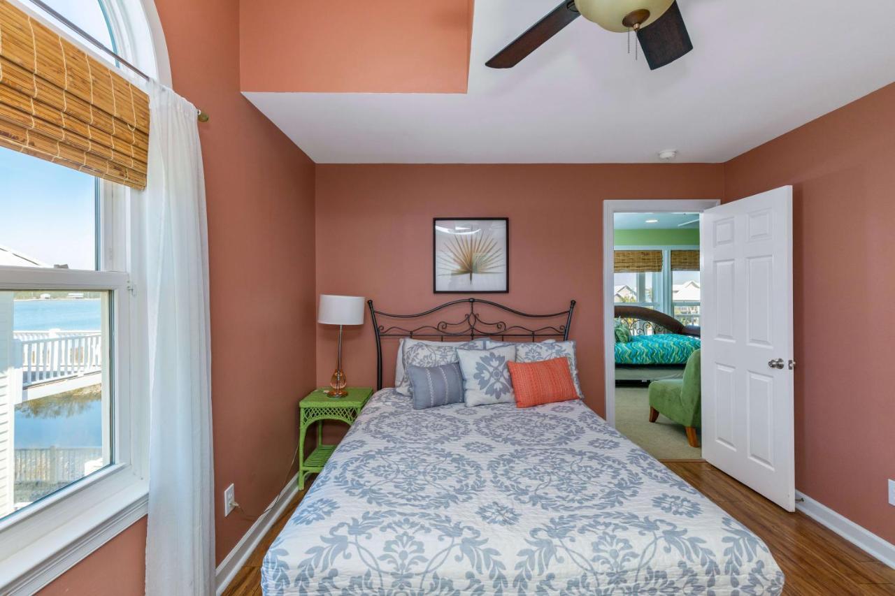 Pelican Pass By Albvr - Great Home On Little Lagoon And Just Steps To The Beach غولف شورز المظهر الخارجي الصورة